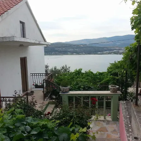 Zivkovic 아파트 *